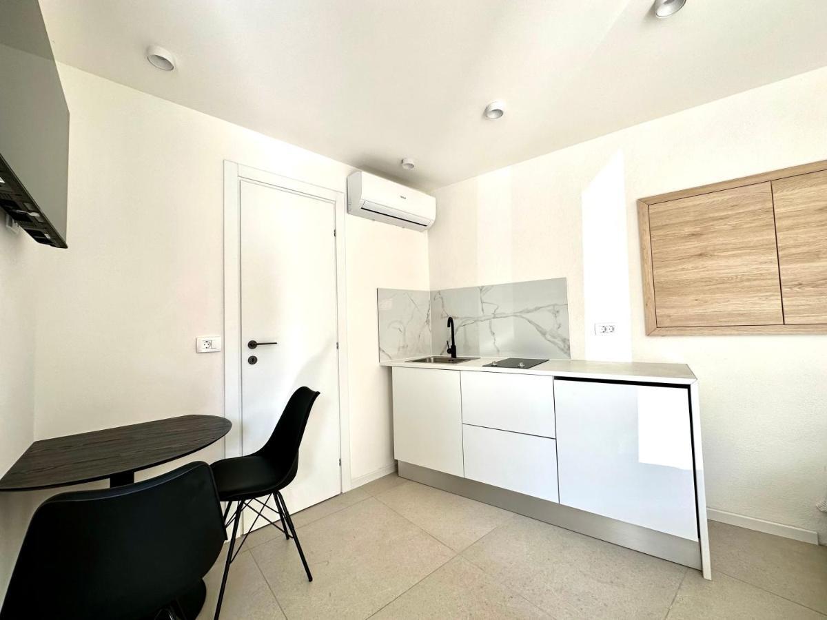 Damir Skomina Apartments Копер Екстер'єр фото
