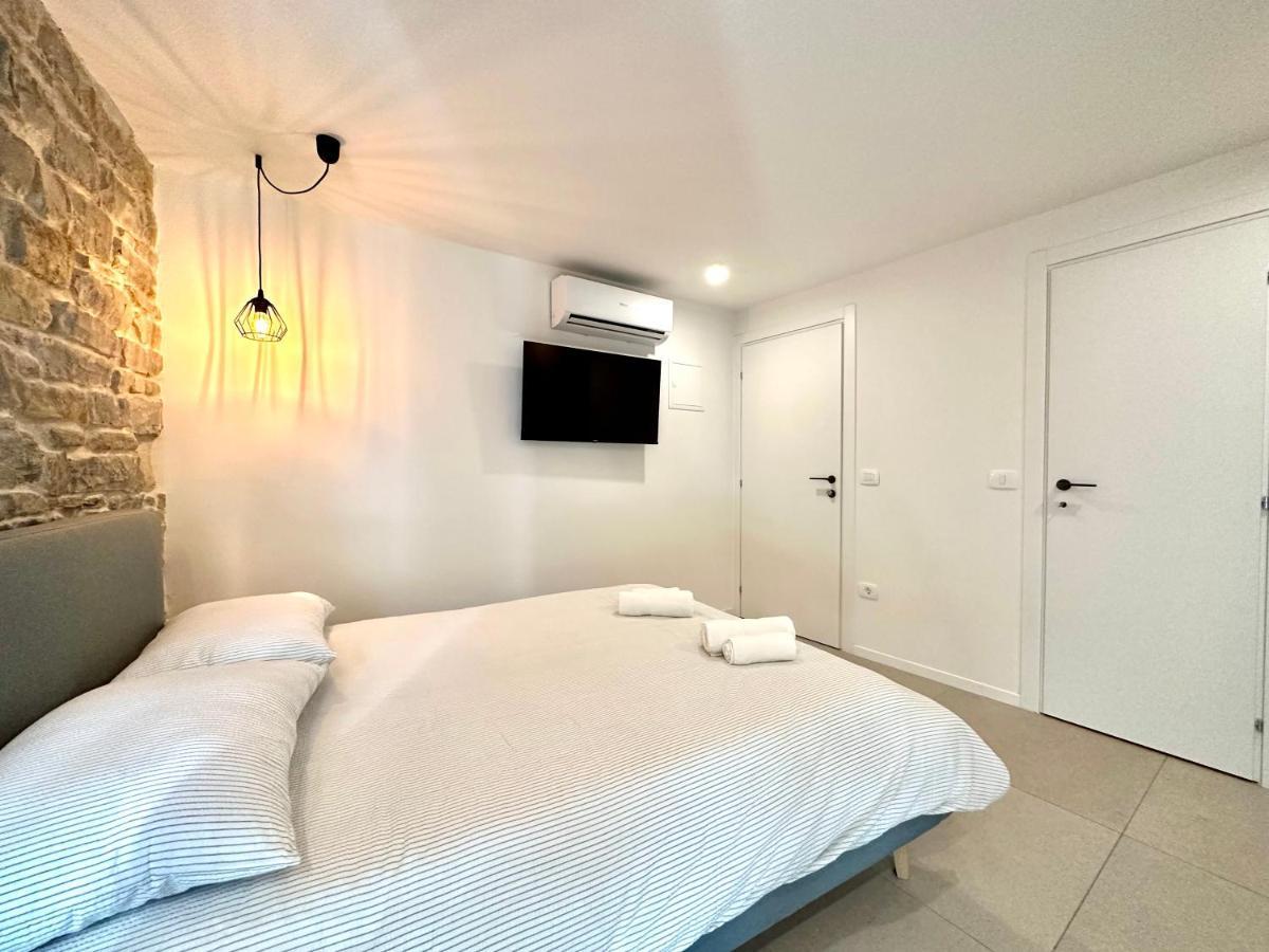 Damir Skomina Apartments Копер Екстер'єр фото