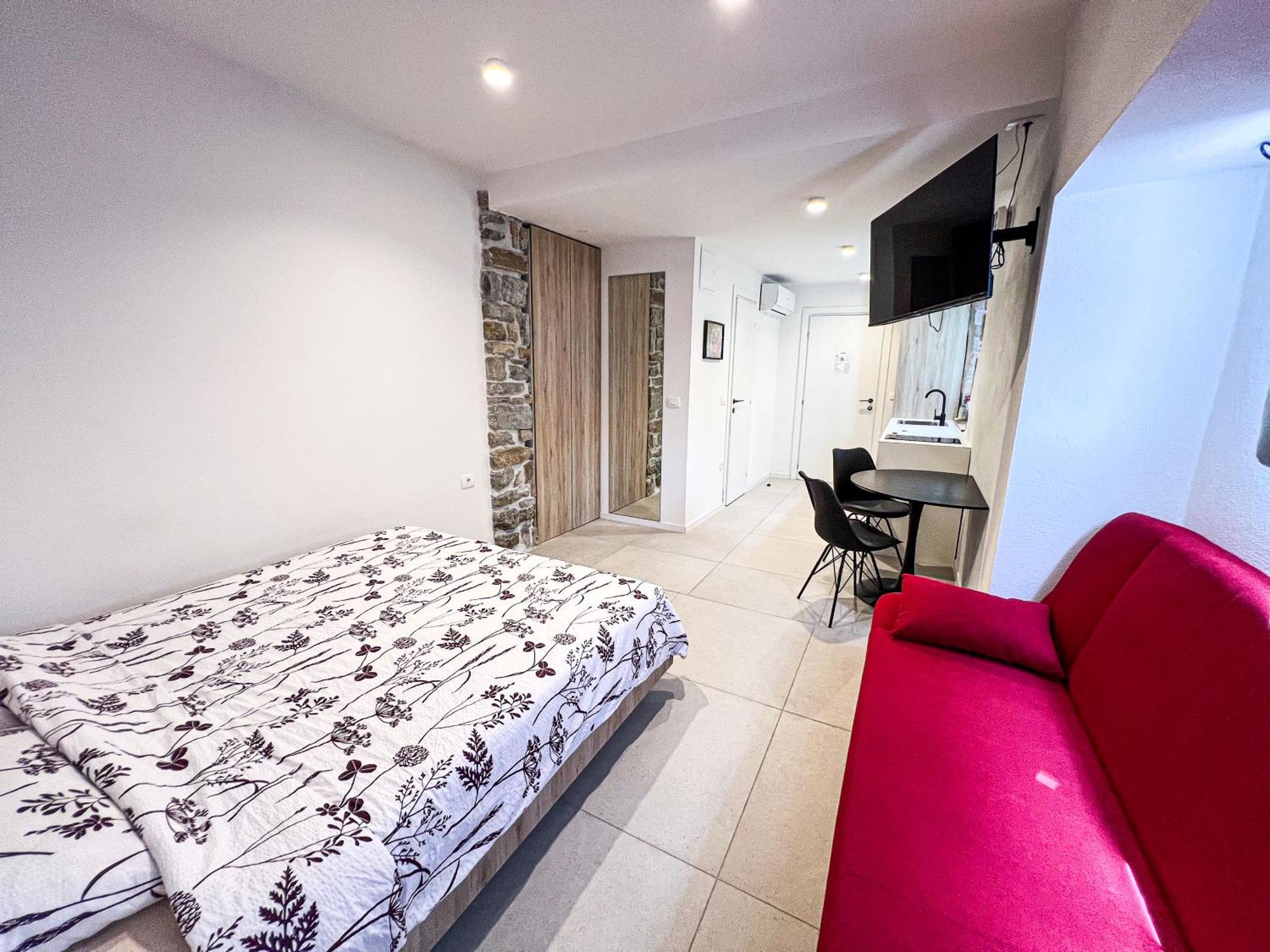 Damir Skomina Apartments Копер Екстер'єр фото